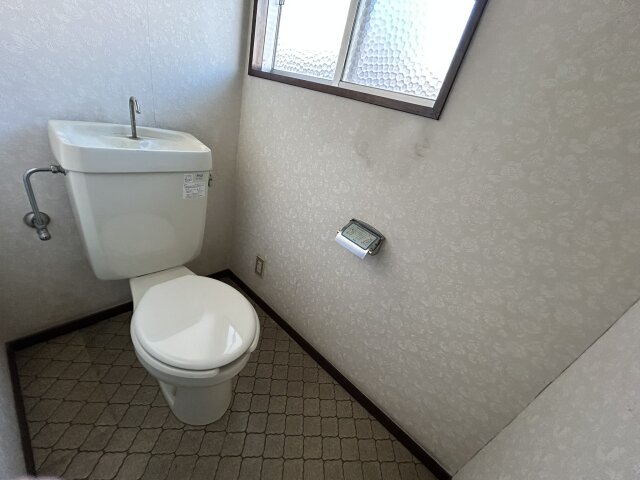 detached 〒960-0102　福島県福島市鎌田字舟戸前16-3